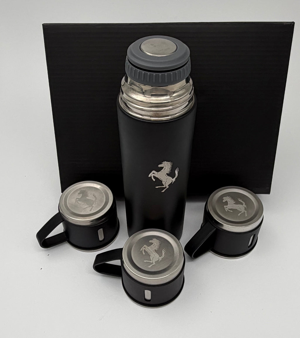 Ferrari Laser Logo Thermos Set 500 ml – Insulated Flask with 3 Cups